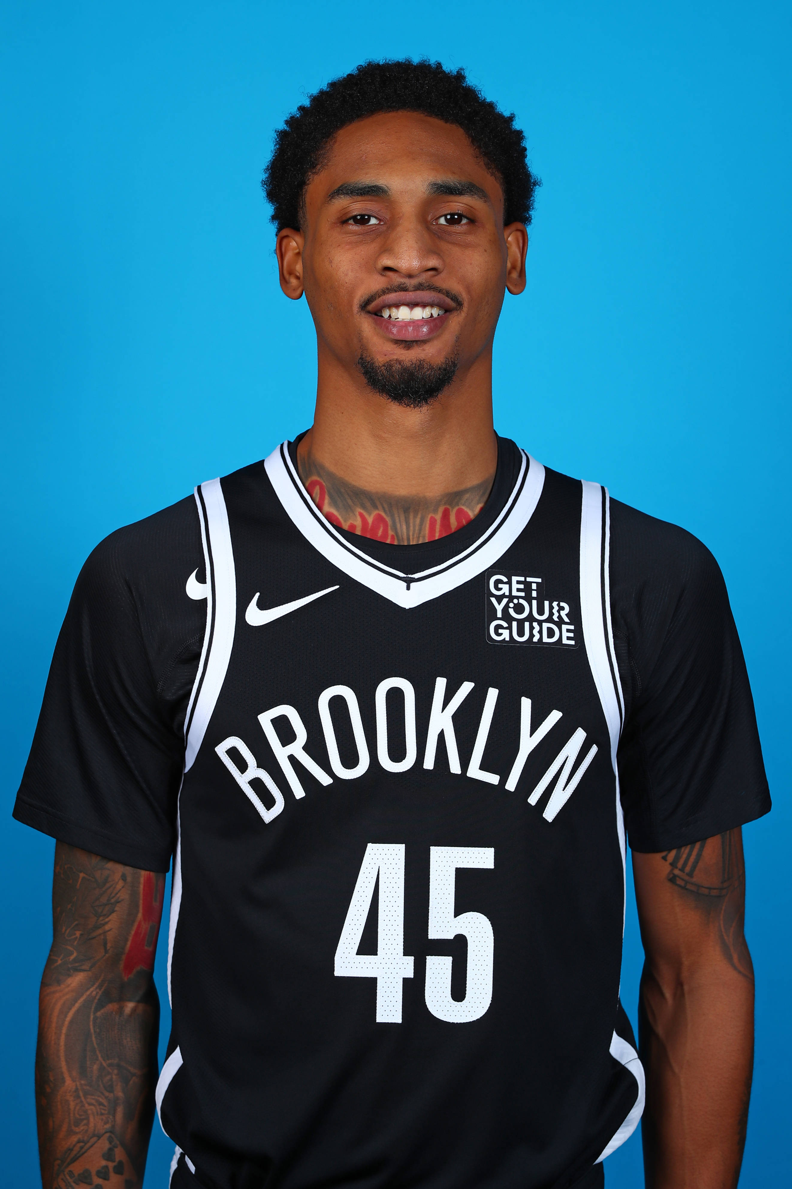 亿博电竞,电子- 布鲁克林篮网围绕欧篮联战术微调Ming连续十二场比赛得分超过回归赛场，网友：风云突变拜仁慕尼黑集结日门线救险